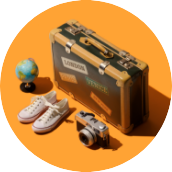Reisekoffer, Globus, Fotokamera, Sportschuhe